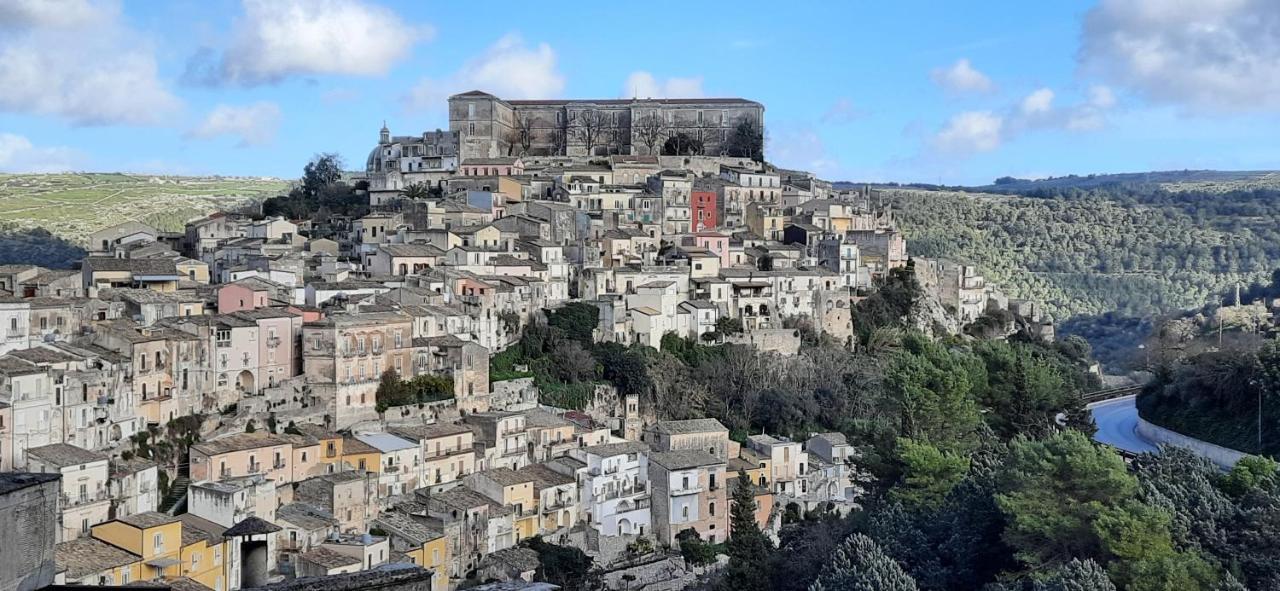 La Nicchia Villa Ragusa Bagian luar foto