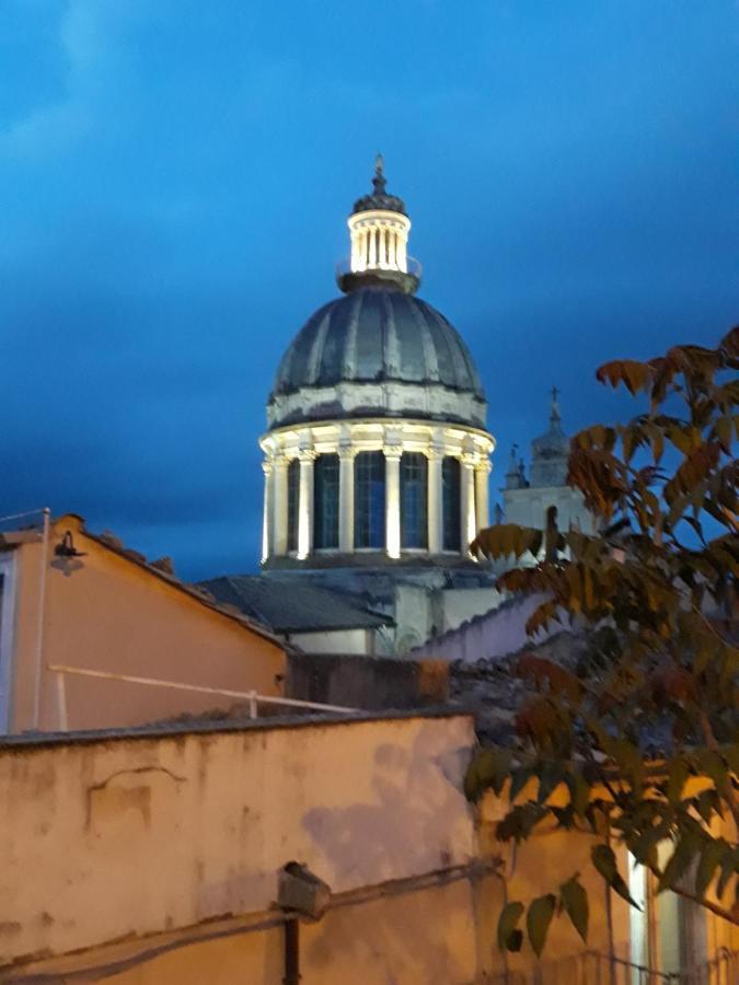 La Nicchia Villa Ragusa Bagian luar foto